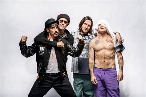 RED HOT CHILI PEPPERS .
